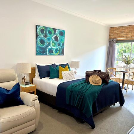 Coastal Waters Motor Inn Lakes Entrance Extérieur photo
