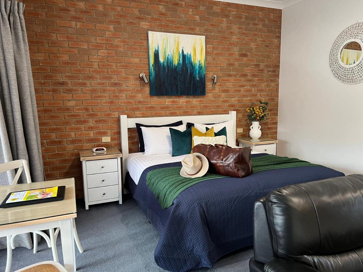 Coastal Waters Motor Inn Lakes Entrance Extérieur photo