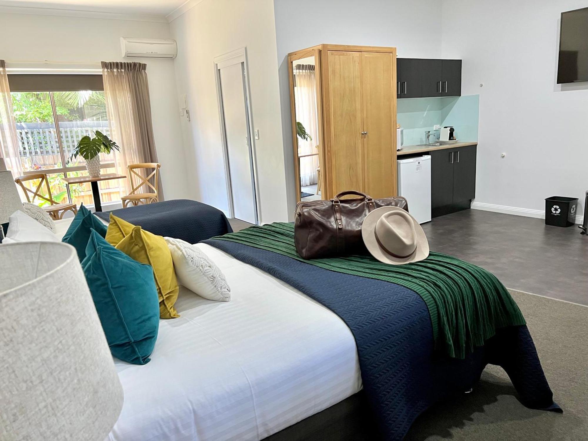 Coastal Waters Motor Inn Lakes Entrance Extérieur photo