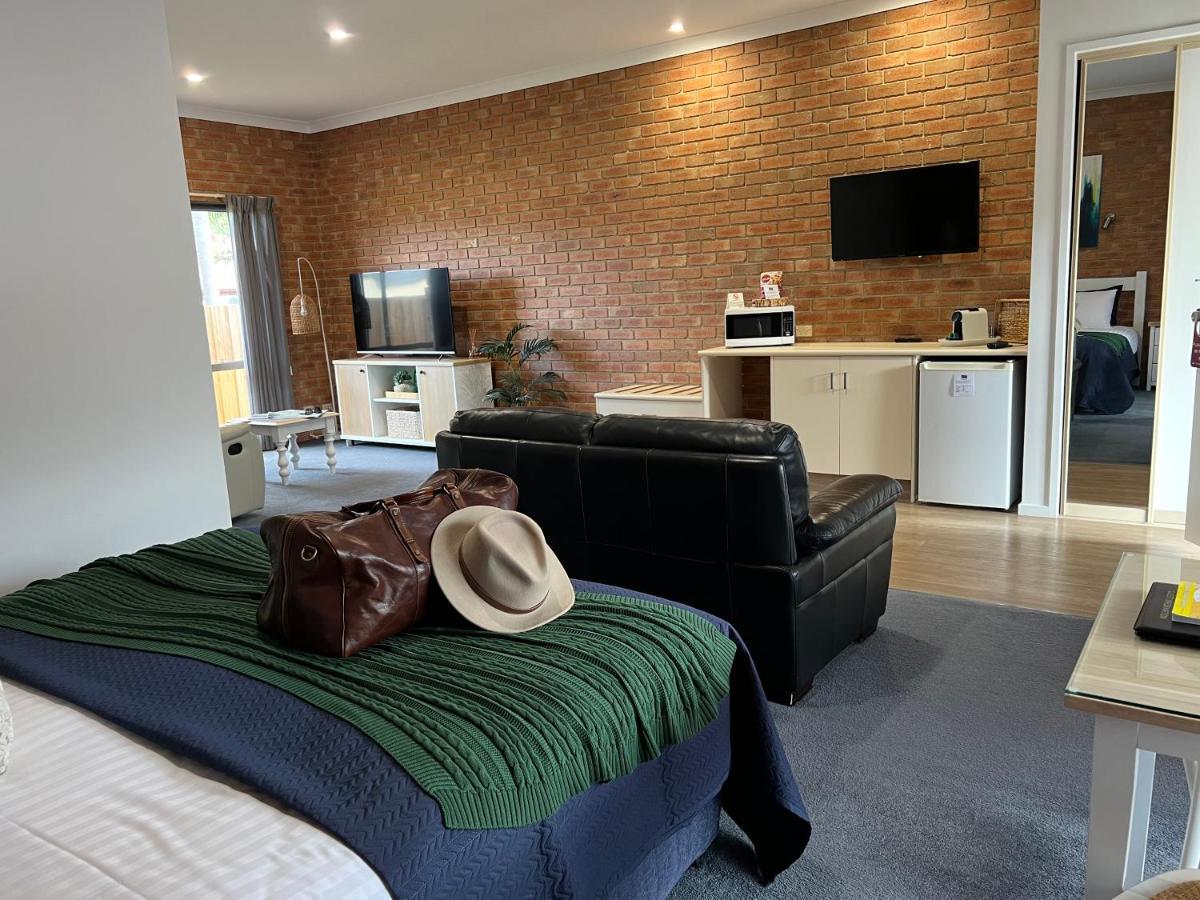Coastal Waters Motor Inn Lakes Entrance Extérieur photo