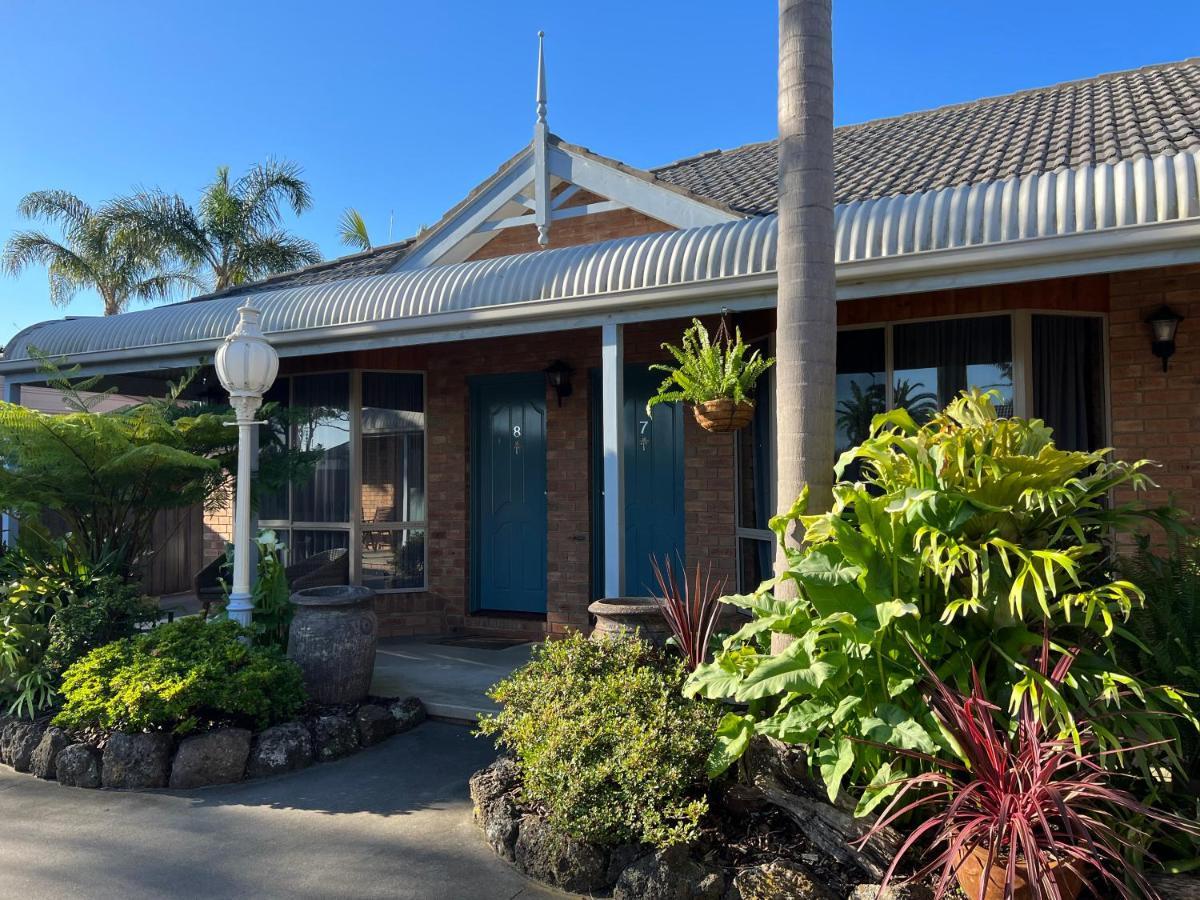 Coastal Waters Motor Inn Lakes Entrance Extérieur photo