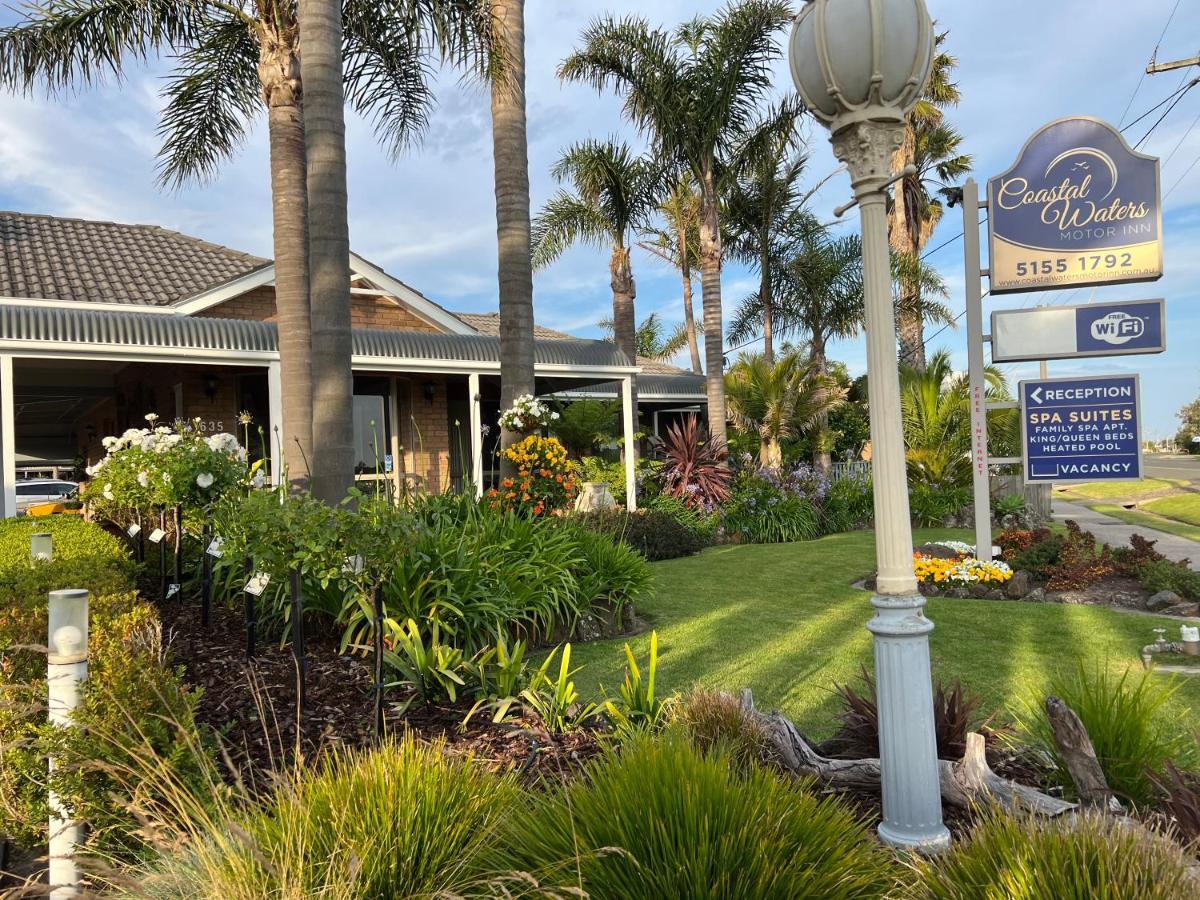 Coastal Waters Motor Inn Lakes Entrance Extérieur photo