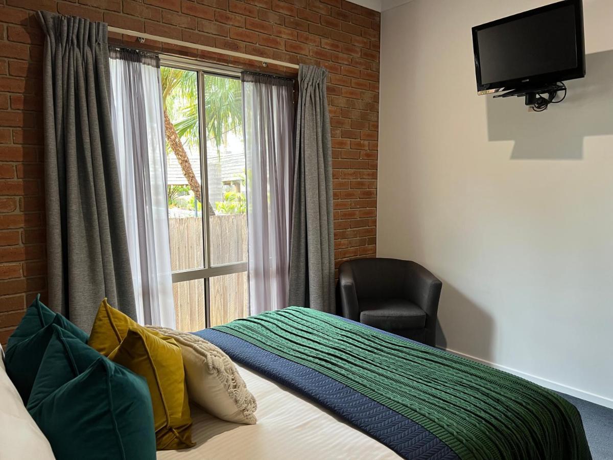 Coastal Waters Motor Inn Lakes Entrance Extérieur photo
