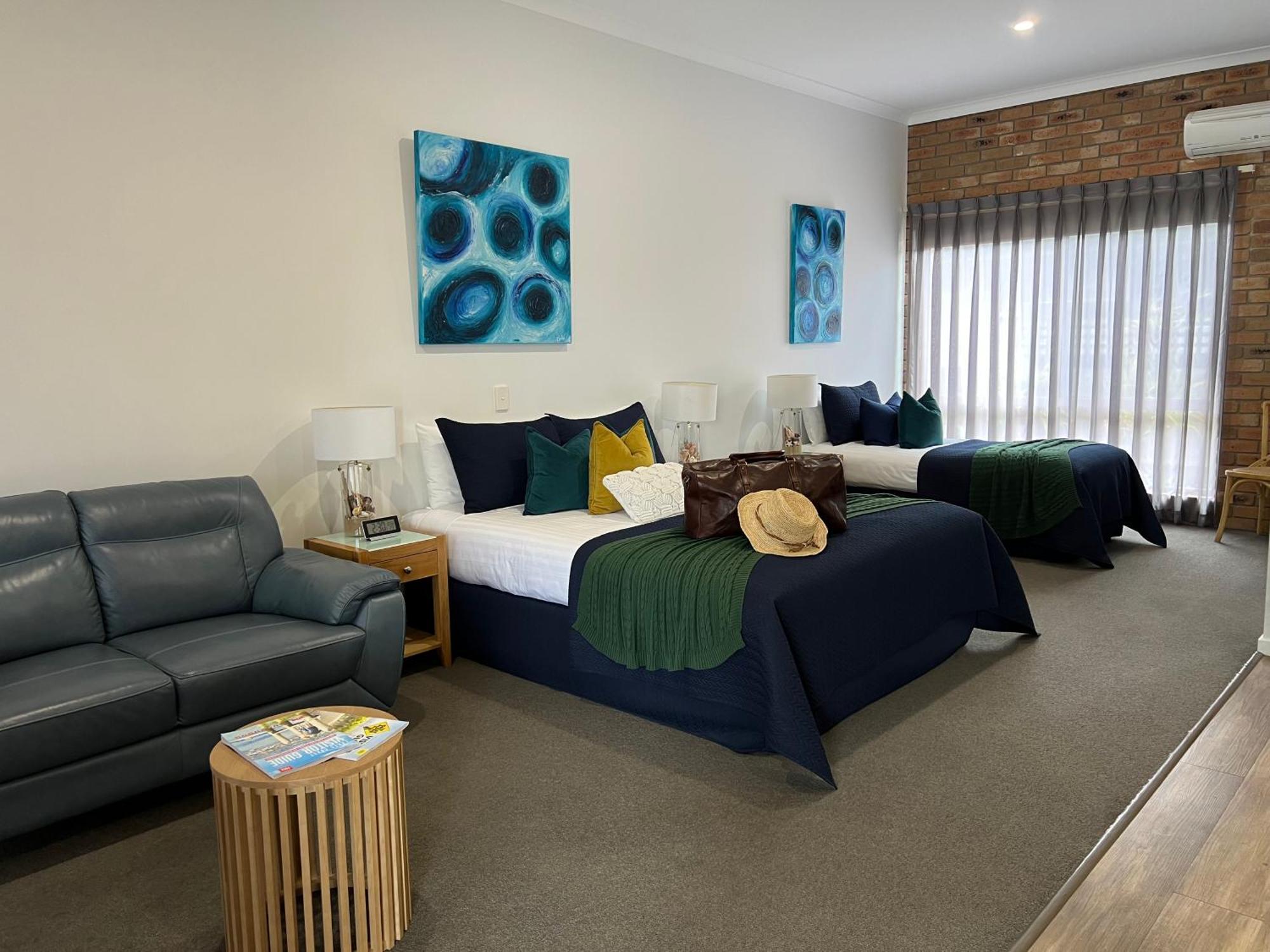 Coastal Waters Motor Inn Lakes Entrance Extérieur photo